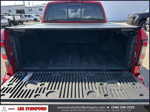 Used 2022 Nissan Frontier SV w/ SV Premium Package image 11