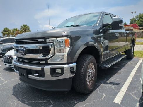 Used 2020 Ford F350 XLT w/ XLT Premium Package AWD/4WD image 3