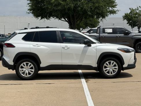 Certified 2026 Toyota Corolla Cross L FWD image 3