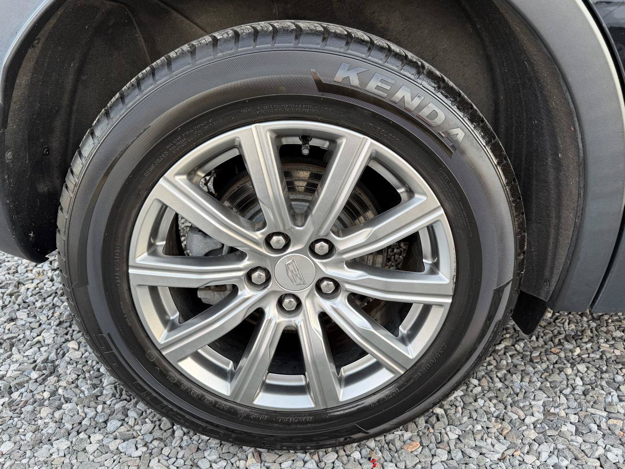 Used 2019 Cadillac XT4 Premium Luxury AWD/4WD image 40