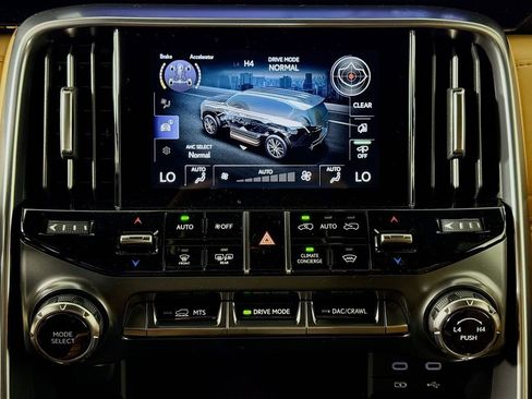 New 2026 Lexus LX 700h Luxury image 14