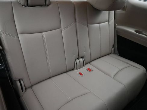 Used 2019 Nissan Pathfinder SL w/ SL Premium Package AWD/4WD image 11
