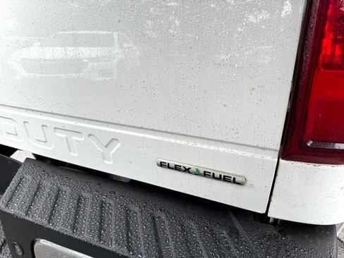 Used 2016 Ford F250 XLT w/ XLT Premium Package image 7