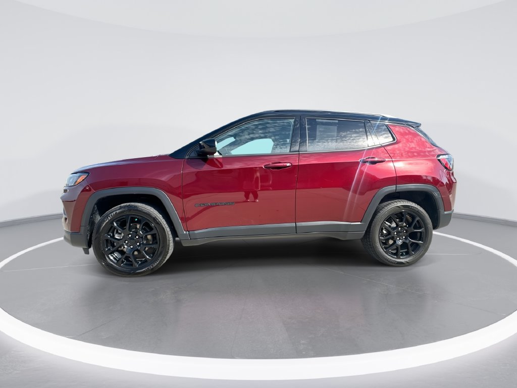 Used 2022 Jeep Compass Latitude w/ Convenience Group AWD/4WD image 5