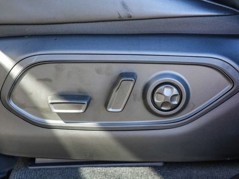 New 2025 Jeep Grand Cherokee Altitude image 21