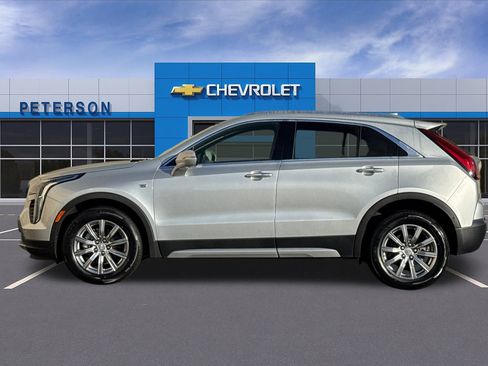 Certified 2022 Cadillac XT4 Premium Luxury w/ Enhanced Visibility Package image 7