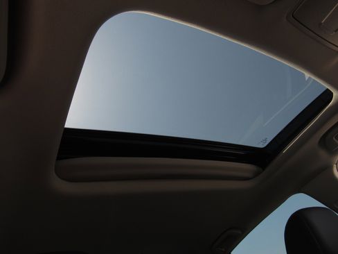 Certified 2025 Acura TLX w/ Technology Package image 8