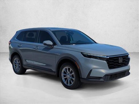 Used 2025 Honda CR-V EX image 3