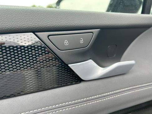 New 2026 Volkswagen Tiguan SE R-Line image 23