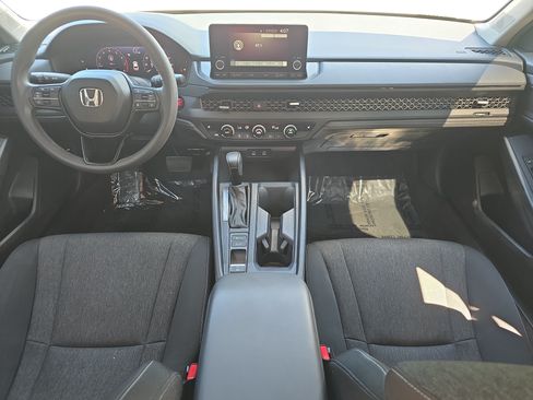 Used 2025 Honda Accord SE image 9