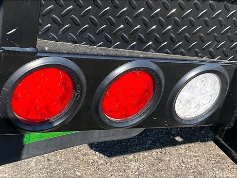 Used 2024 Ford F250 XLT w/ FX4 Off-Road Package image 29