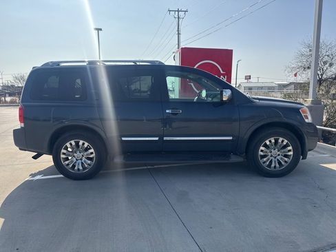 Used 2015 Nissan Armada Platinum image 2