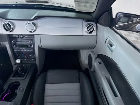 Used 2008 Ford Mustang GT Premium image 27