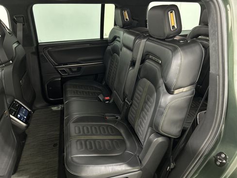 Used 2024 Rivian R1S Adventure AWD/4WD image 21