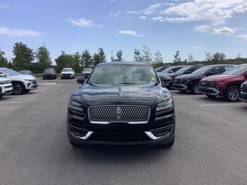Used 2020 Lincoln Nautilus Reserve w/ Equipment Group 201A image 2