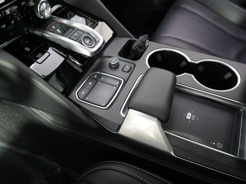Used 2023 Acura MDX SH-AWD w/ Technology Package image 32