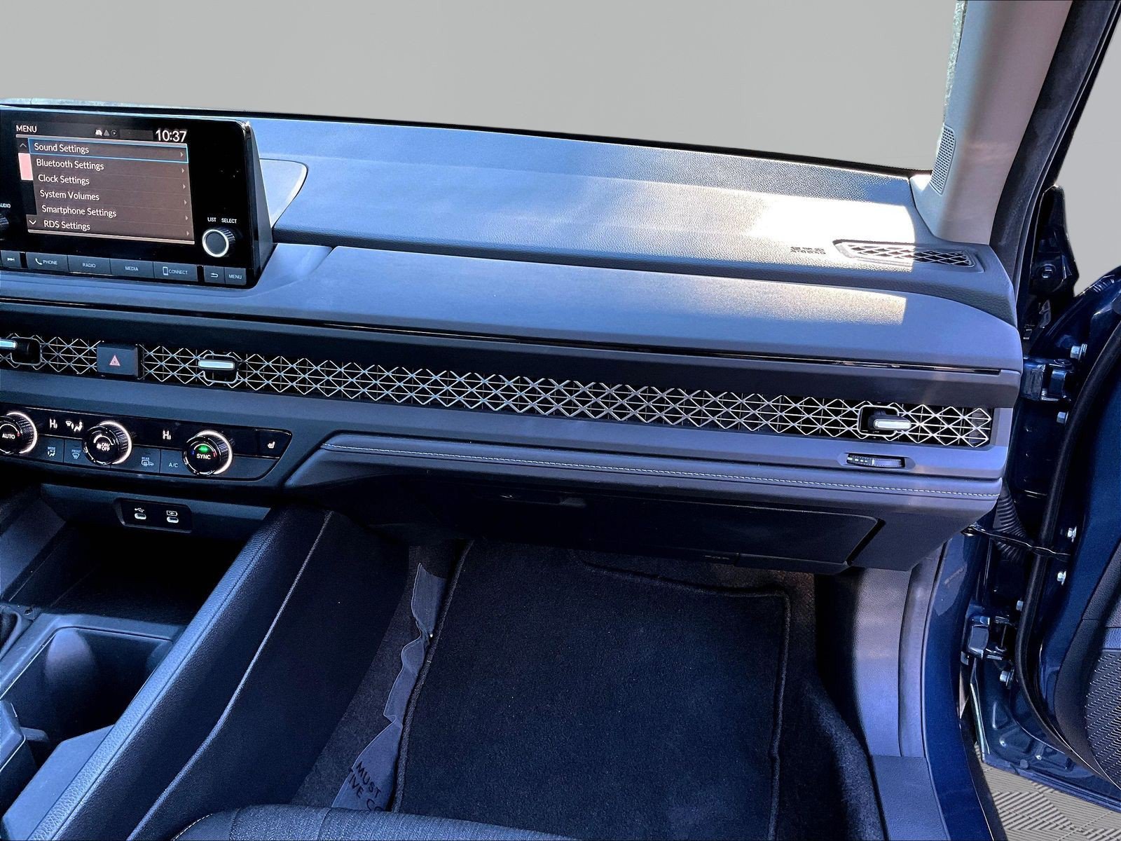 Used 2024 Honda Accord EX image 25
