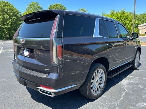 Used 2023 Cadillac Escalade Premium Luxury RWD image 25