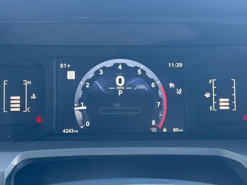 Certified 2025 Toyota Tacoma SR image 31