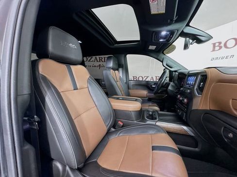 Used 2022 Chevrolet Silverado 3500 High Country image 33