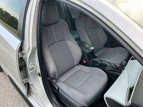 Used 2023 Toyota Corolla SE FWD image 16