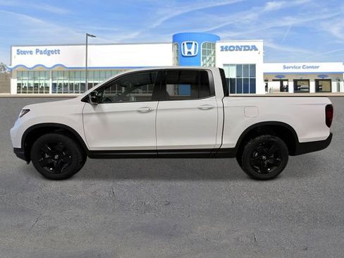 New 2026 Honda Ridgeline Black Edition image 2