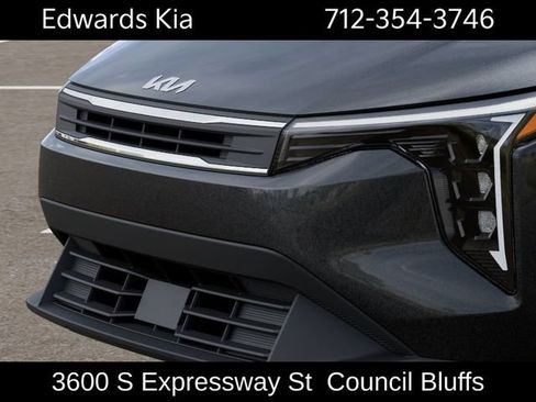 New 2026 Kia K4 FWD image 14