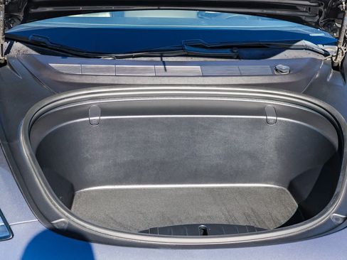 Used 2018 Tesla Model 3 Mid Range image 25