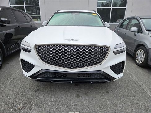 Used 2023 Genesis GV70 3.5T Sport w/ Sport Prestige Package image 3