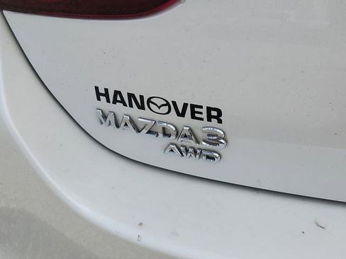 Used 2023 MAZDA MAZDA3 s image 31