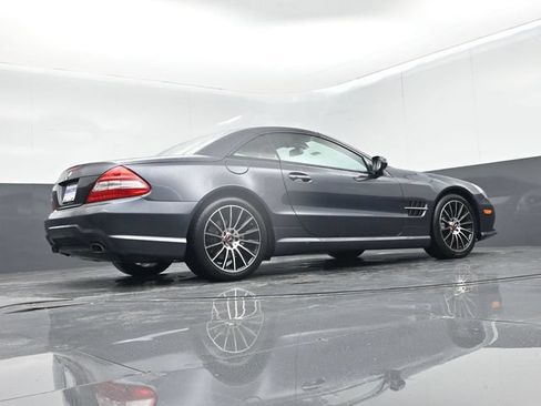 Used 2009 Mercedes-Benz SL 550 w/ Premium I Pkg image 51