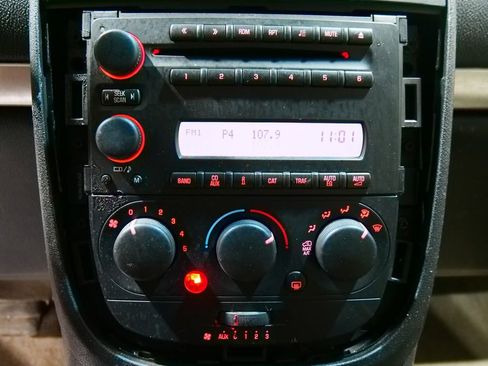 Used 2006 Pontiac Montana SV6 w/ Convenience Package image 6