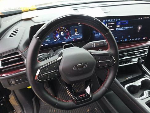 Used 2024 Chevrolet Traverse RS w/ LPO, Floor Liner Package image 16