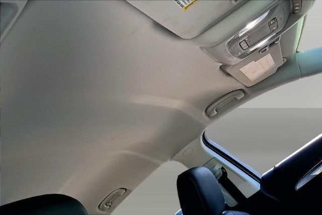 Used 2024 Buick Envision Preferred AWD/4WD image 22