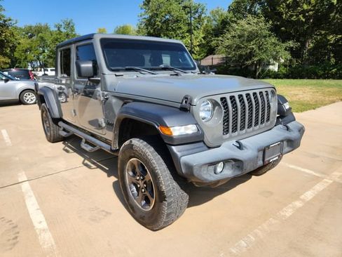 Used 2020 Jeep Gladiator Sport AWD/4WD image 1