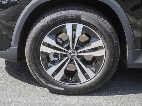 Certified 2025 Mercedes-Benz GLA 250 GLA 250 image 9