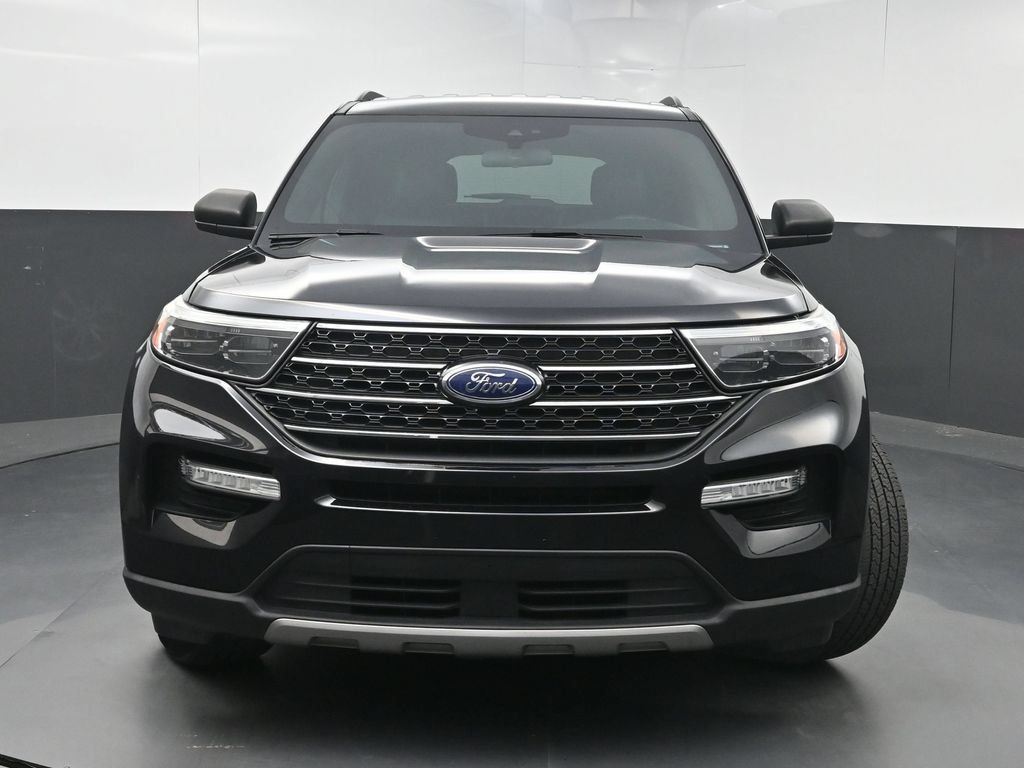 Used 2020 Ford Explorer XLT w/ Equipment Group 202A RWD image 38