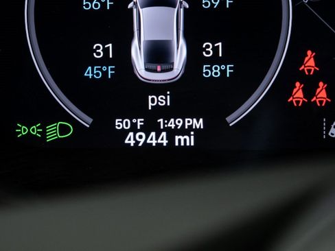 Certified 2025 Porsche 911 Carrera w/ Premium Package image 12