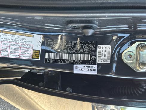 Used 2023 Toyota Corolla LE FWD image 19