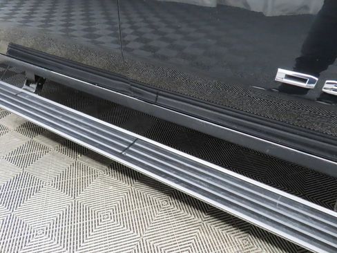 Used 2024 GMC Sierra 3500 Denali w/ Denali Reserve Package image 59