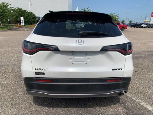 Used 2024 Honda HR-V Sport image 6