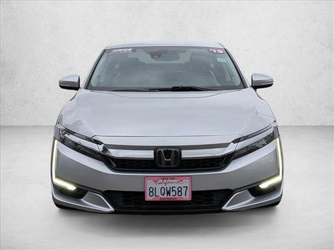 Used 2019 Honda Clarity Plug-In Hybrid image 2