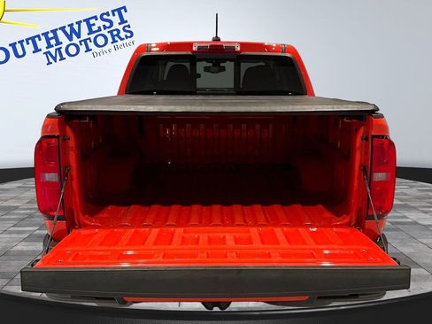Used 2021 Chevrolet Colorado Z71 AWD/4WD image 8