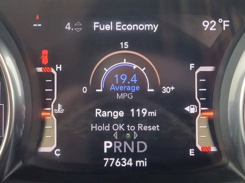 Used 2019 Jeep Wrangler Unlimited Sahara image 20