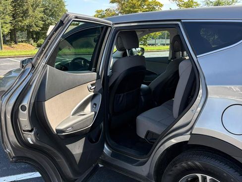 Used 2018 Hyundai Santa Fe Sport AWD/4WD image 11