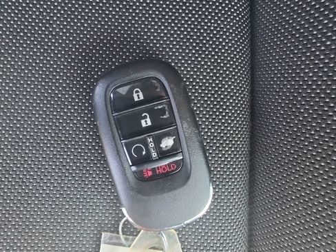 Used 2025 Honda CR-V LX image 32