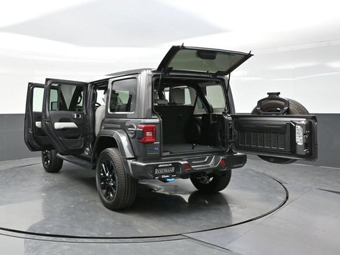 Used 2021 Jeep Wrangler Unlimited Sahara AWD/4WD image 41