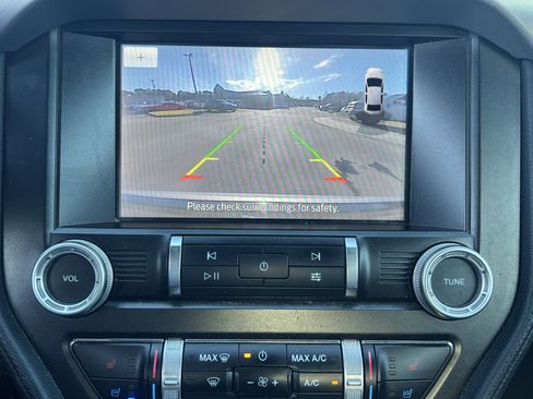 Used 2020 Ford Mustang Premium image 6