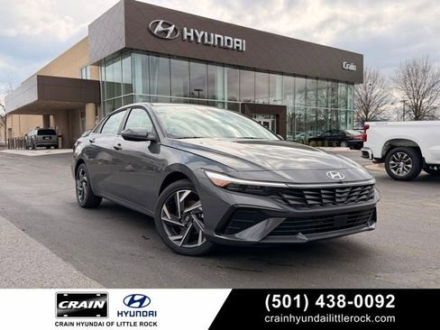 New 2026 Hyundai Elantra Limited FWD image 1