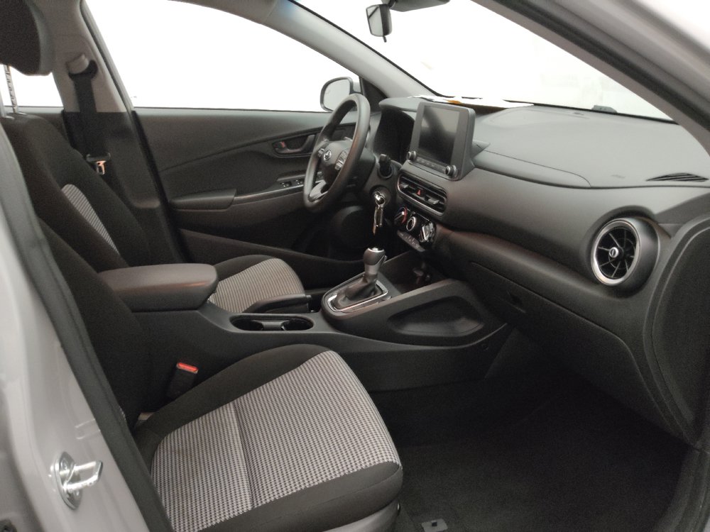 Used 2023 Hyundai Kona SE FWD image 21